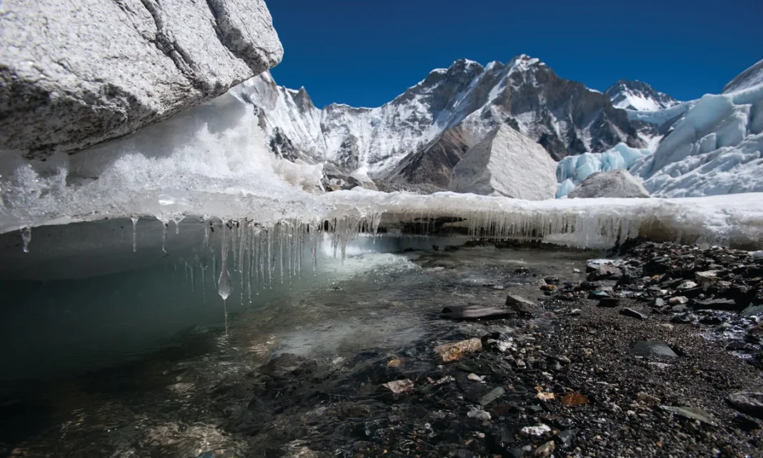 हिमालय के गर्म होने से अरबों लोगों पर संभावित असर